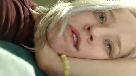 Mila 420 online show from April 2026 12:01:01 AM