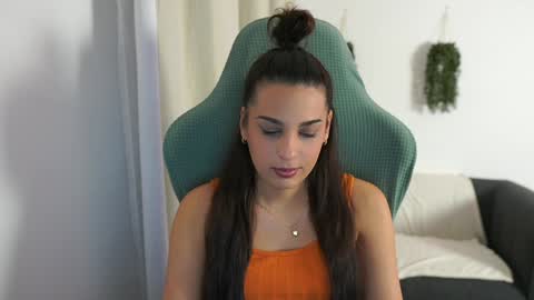 Kiara online show from December 2024 02:11:02 PM