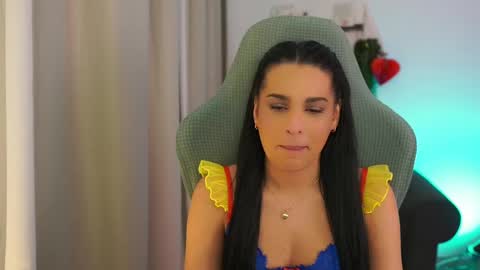 Kiara online show from February 2025 05:50:02 PM