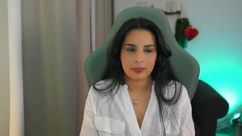 Kiara online show from February 2025 12:14:02 PM