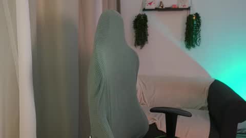 Kiara online show from March 2025 05:16:02 PM