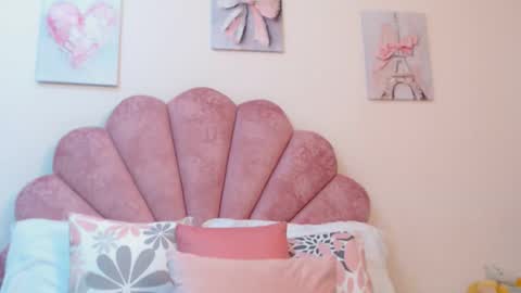 mila_adamss online show from May 2026 10:31:01 AM