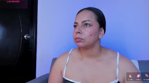 Snapshot of mila_chic chatting on June 2026 07:05:01 PM mila online show from June 2026 07:05:01 PM