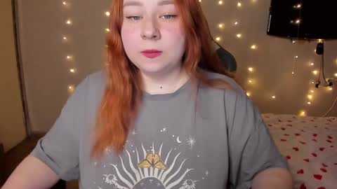 Snapshot of mila_foxxxy chatting on February 2025 11:30:01 AM Mila shy sensual person online show from February 2025 11:30:01 AM