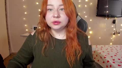 Snapshot of mila_foxxxy chatting on March 2025 04:06:01 AM Mila shy sensual person online show from March 2025 04:06:01 AM