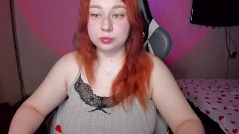 Snapshot of mila_foxxxy chatting on March 2025 02:48:02 PM Mila shy sensual person online show from March 2025 02:48:02 PM