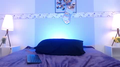 Mila  online show from December 2024 11:46:02 PM