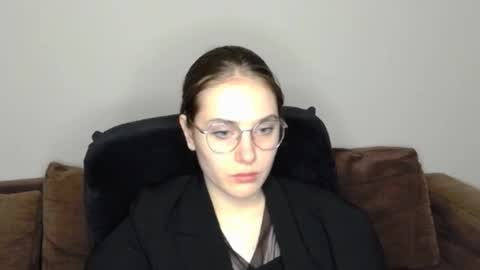 Snapshot of mila_keyy chatting on March 2026 08:37:02 PM mila_keyy online show from March 2026 08:37:02 PM