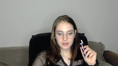 Snapshot of mila_keyy chatting on April 2026 08:17:02 PM mila_keyy online show from April 2026 08:17:02 PM