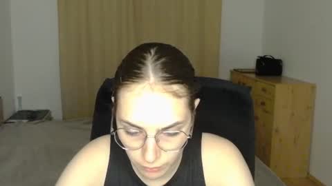 Snapshot of mila_keyy chatting on August 2026 08:40:02 PM mila_keyy online show from August 2026 08:40:02 PM