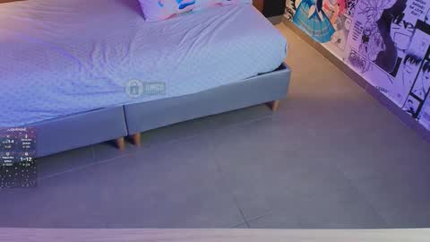 Milena  online show from November 2025 11:10:01 AM