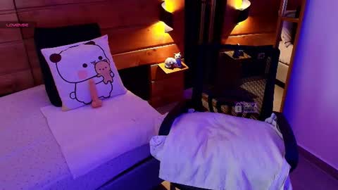 Snapshot of mila_kiitty chatting on July 2026 11:27:02 AM Milena online show from July 2026 11:27:02 AM