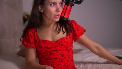 mila may  online show from January 2025 06:14:01 AM