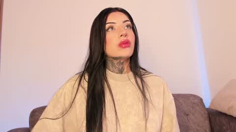     online show from December 2024 07:10:01 PM