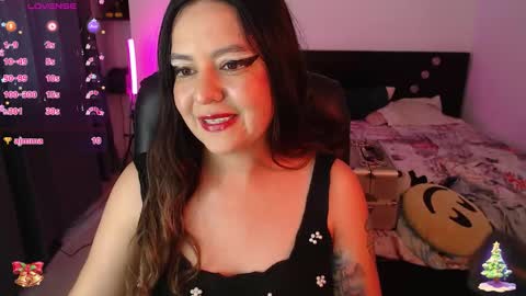 mila_phoenix online show from December 2025 08:26:01 PM