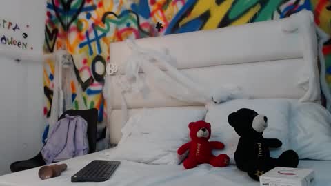 Snapshot of milaaadams chatting on October 2025 10:16:01 AM mila online show from October 2025 10:16:01 AM