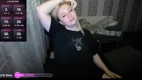 Mila online show from October 2025 09:24:01 PM