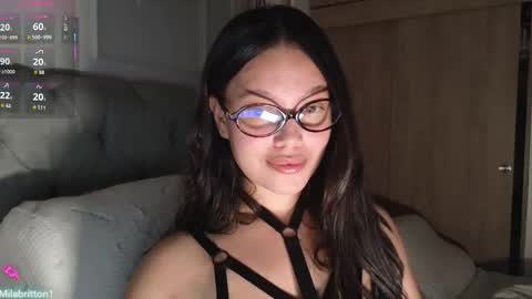 Vale online show from November 2025 12:31:01 AM