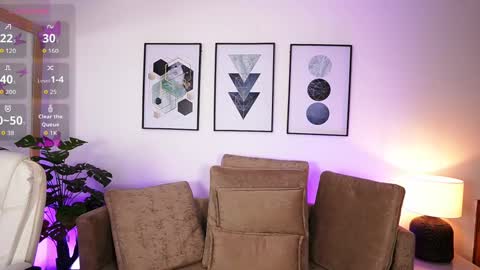 milacrave online show from September 2025 11:32:01 AM