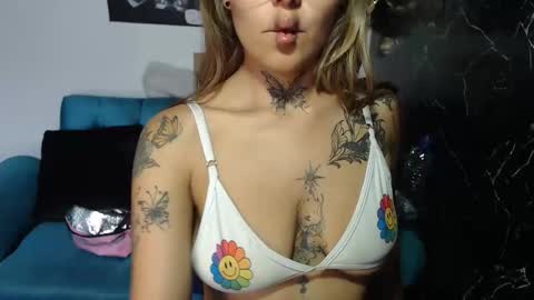 milafuckass online show from April 2026 07:58:02 PM