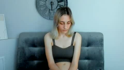 MilaGlow online show from June 2026 03:27:01 PM