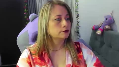 Snapshot of milagros_latin chatting on December 2025 11:56:02 PM milagros_latin online show from December 2025 11:56:02 PM