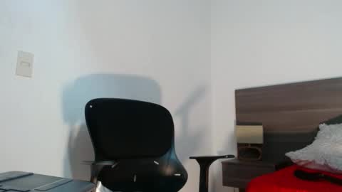 mila online show from February 2026 11:08:02 AM