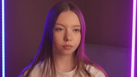 Mila online show from February 2026 01:26:02 PM