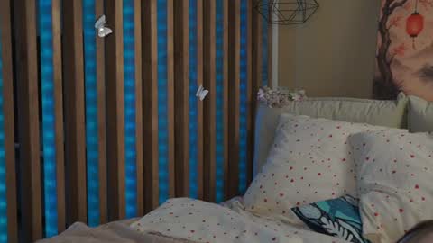 Mila online show from July 2026 03:18:02 PM