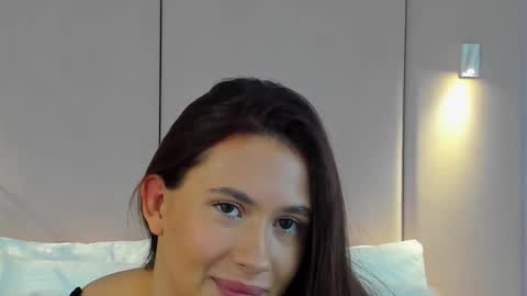 milaleoneli online show from November 2025 03:53:02 AM