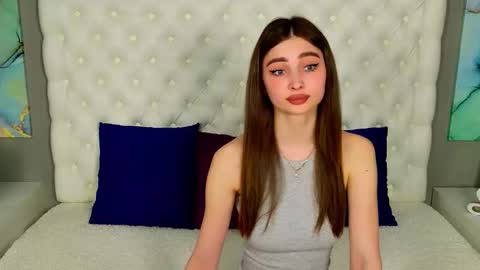 Snapshot of milalick chatting on June 2026 06:37:02 AM milalick online show from June 2026 06:37:02 AM
