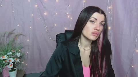 Snapshot of milaloona chatting on April 2026 06:16:02 AM Milaloona online show from April 2026 06:16:02 AM