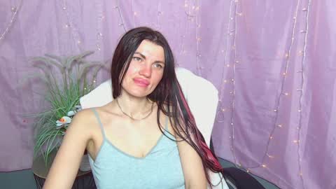 Snapshot of milaloona chatting on April 2026 07:04:01 AM Milaloona online show from April 2026 07:04:01 AM