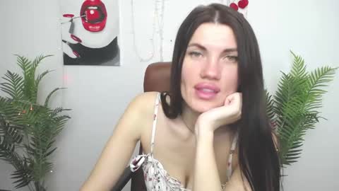 Snapshot of milaloona chatting on May 2026 06:52:01 AM Milaloona online show from May 2026 06:52:01 AM