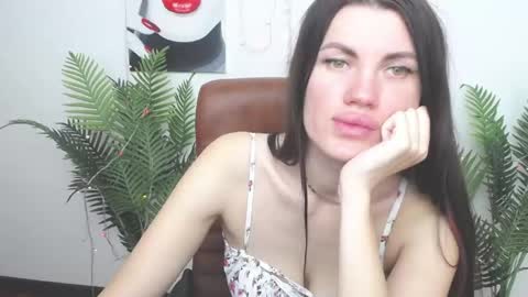 Snapshot of milaloona chatting on May 2026 07:26:02 AM Milaloona online show from May 2026 07:26:02 AM
