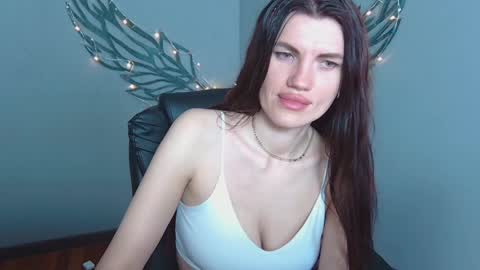 Snapshot of milaloona chatting on May 2026 07:06:01 AM Milaloona online show from May 2026 07:06:01 AM