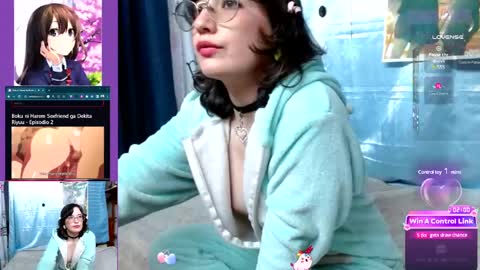 Mila-Lunala online show from March 2025 10:31:02 PM