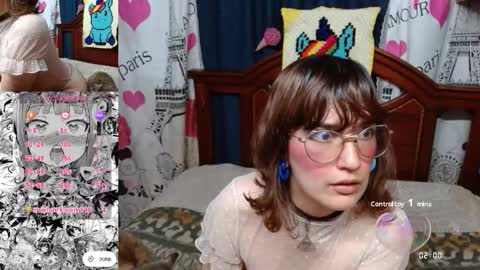 Snapshot of milalunala chatting on October 2025 10:11:01 PM Mila-Lunala online show from October 2025 10:11:01 PM