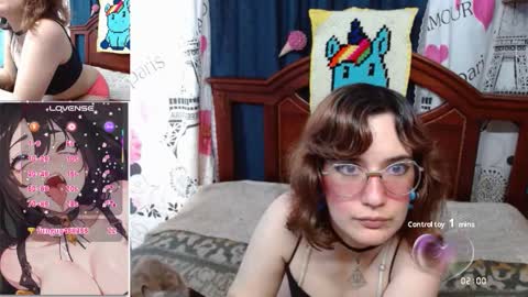 Snapshot of milalunala chatting on November 2025 08:08:01 PM Mila-Lunala online show from November 2025 08:08:01 PM