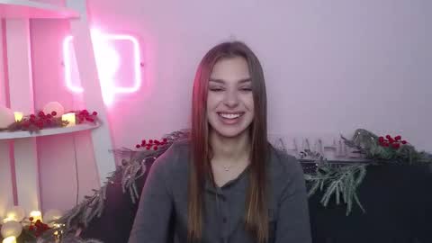 milanaangelas online show from December 2025 05:36:02 AM