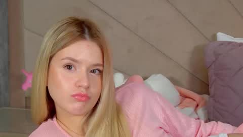 MilanaBalmain online show from February 2026 06:40:02 AM