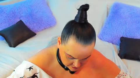 Snapshot of milanabiegert chatting on January 2025 11:32:02 AM Lana online show from January 2025 11:32:02 AM