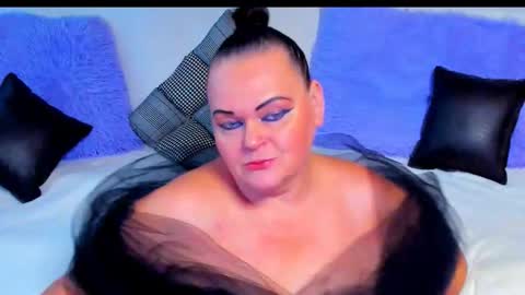 Snapshot of milanabiegert chatting on October 2025 05:30:01 AM Lana online show from October 2025 05:30:01 AM