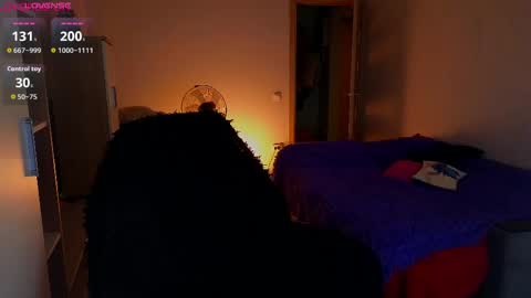 Snapshot of milanafox_ chatting on June 2026 10:15:02 PM Lana online show from June 2026 10:15:02 PM