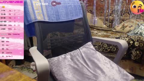 Snapshot of milanasvethoney chatting on January 2025 03:18:02 PM Luna-- link in bio online show from January 2025 03:18:02 PM