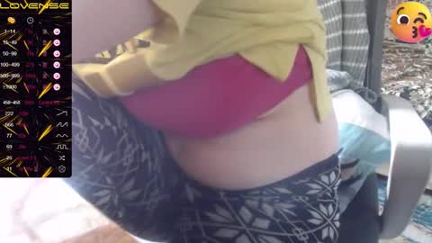 Snapshot of milanasvethoney chatting on September 2025 11:00:01 AM Luna-- link in bio online show from September 2025 11:00:01 AM