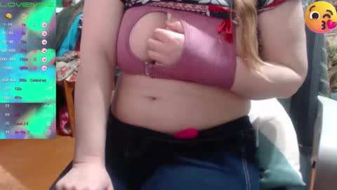 Snapshot of milanasvethoney chatting on November 2025 06:07:02 PM Luna-- link in bio online show from November 2025 06:07:02 PM