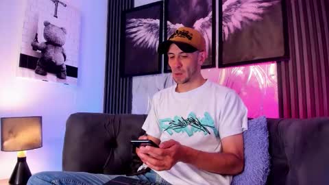 Snapshot of milanwhite_ chatting on February 2026 11:43:02 AM MILAN online show from February 2026 11:43:02 AM