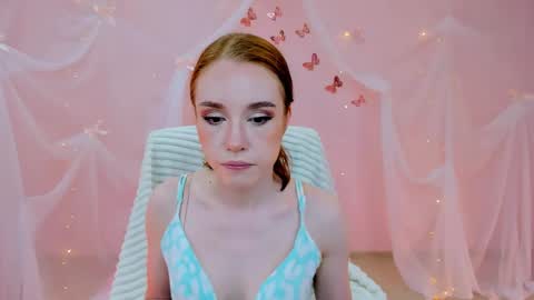 Snapshot of milasiren chatting on May 2026 09:15:01 AM Mila online show from May 2026 09:15:01 AM