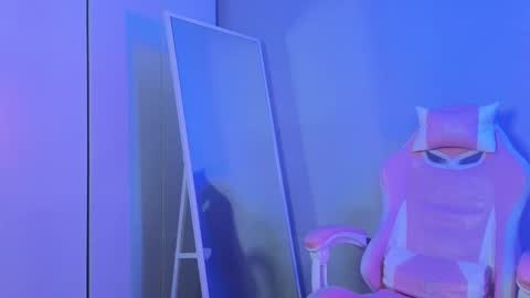 Snapshot of milaslovv chatting on March 2025 11:55:02 AM Mila online show from March 2025 11:55:02 AM